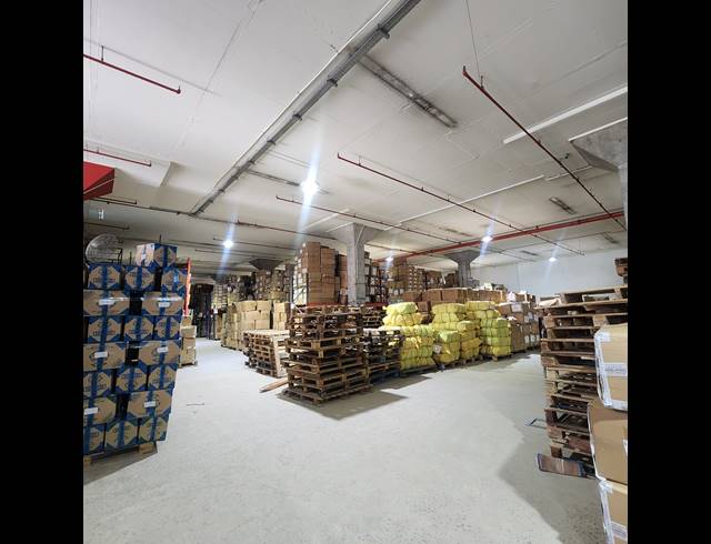 3,312M² WAREHOUSE FOR SALE IN BONELA